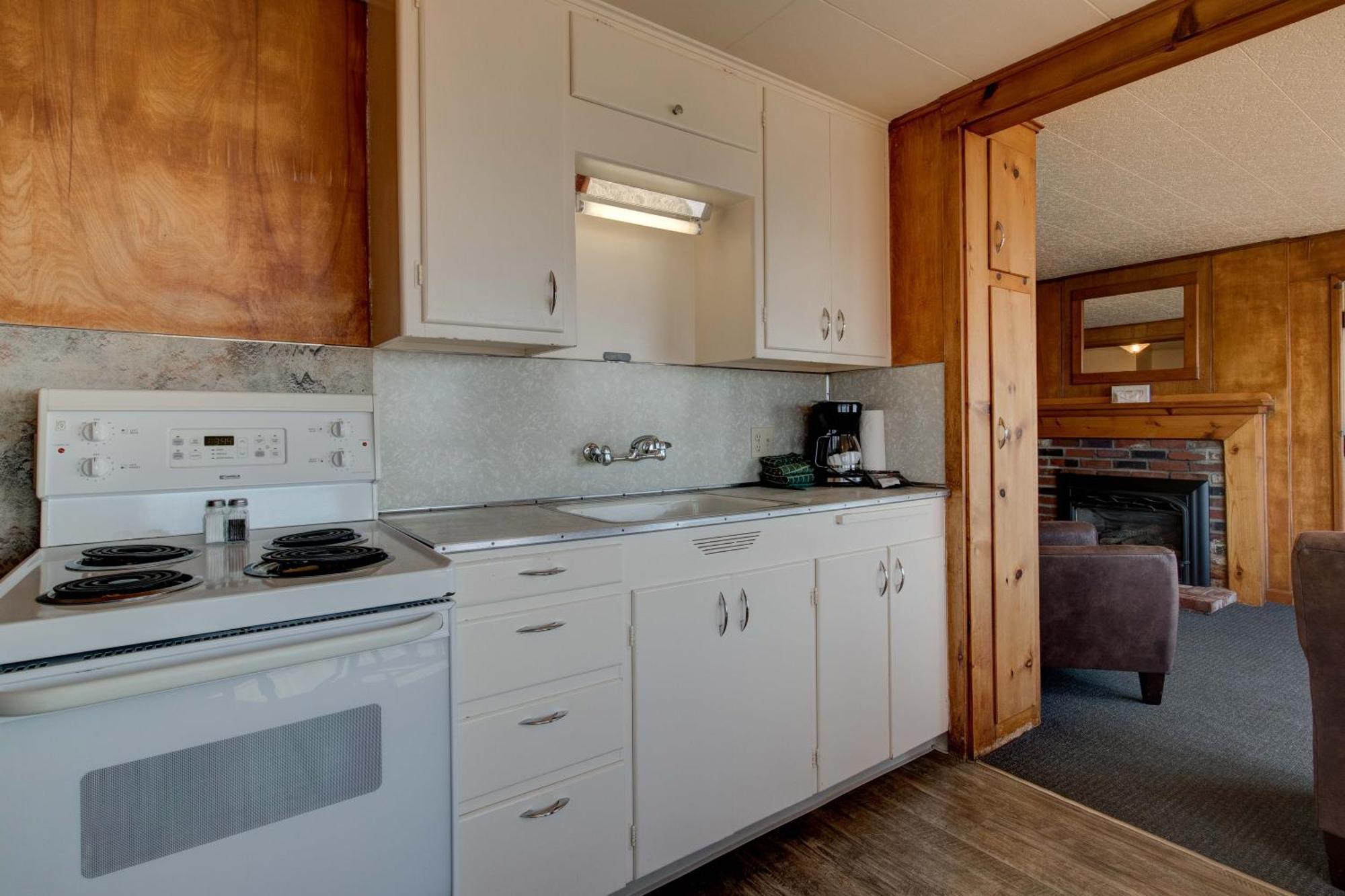 Ester Lee Oceanview Inn Lincoln City Extérieur photo