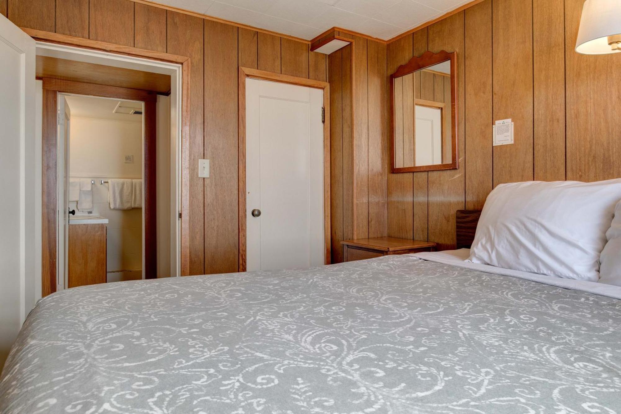 Ester Lee Oceanview Inn Lincoln City Extérieur photo